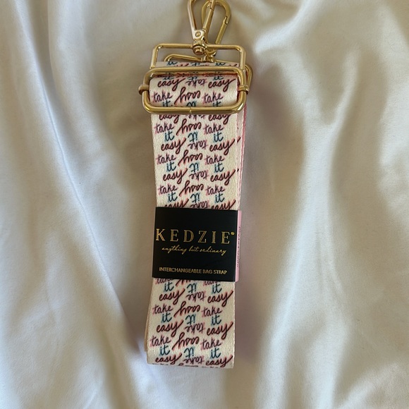 Kedzie Quilted Puffer Crossbody Bag - Picture 5 of 6